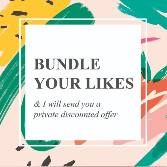 SLOANE Gold Simple Hoop Earring - Picture 4 of 4